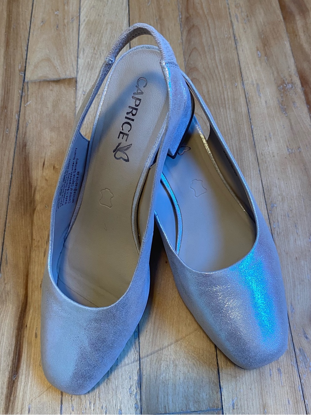 NWT Silver Slingback Ballet Flats Short Heel Comfortable Size 38 Sparkle Leather